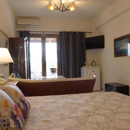 Leandros Hotel Nea Roda