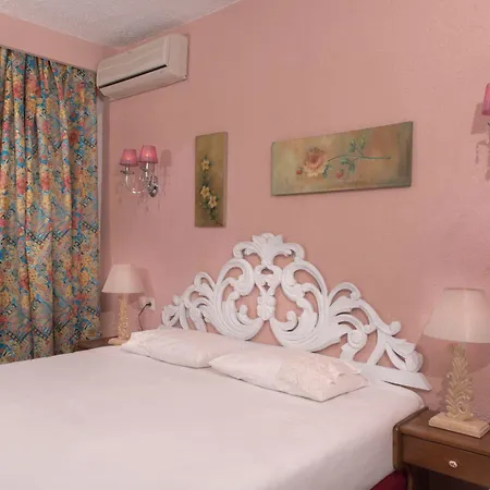 Leandros 3* Nea Roda