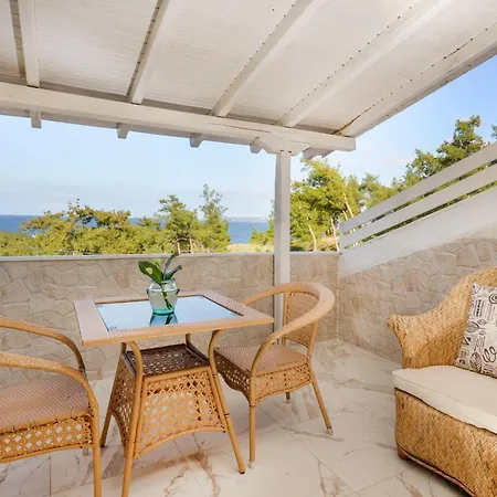 Leandros Hotel Nea Roda