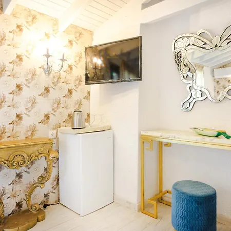 Leandros 3* Nea Roda