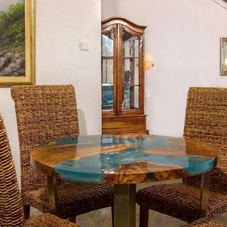 Leandros Hotel Nea Roda