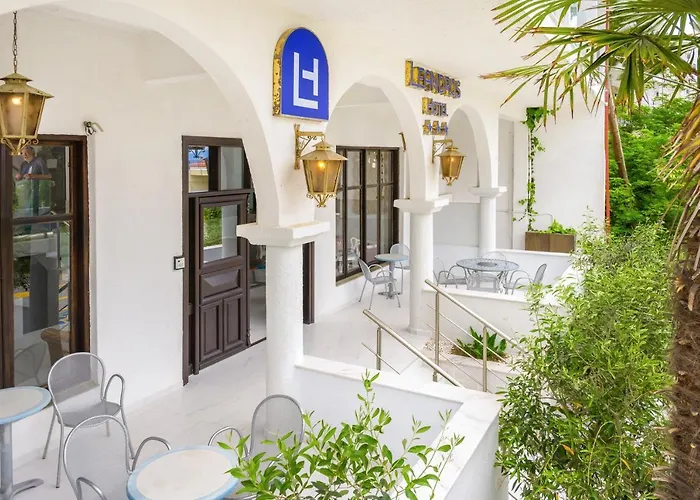 Hotel Leandros 3*