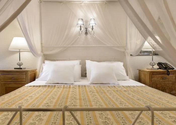 Hotel Leandros 3*