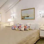 Leandros Hotel Nea Roda