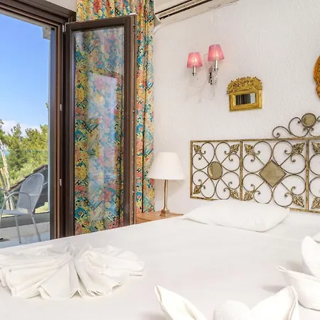 Hotel Leandros