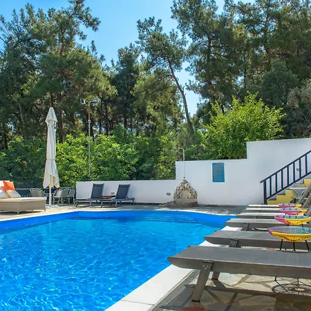Leandros Hotel