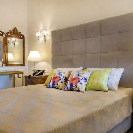 Szálloda Leandros 3*