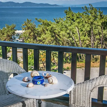 Hotel Leandros 3*