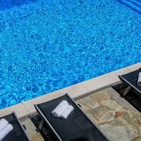 Leandros 3* Nea Roda
