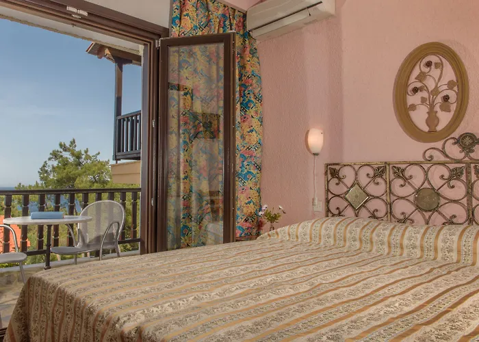 Leandros 3*