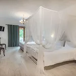 林德罗斯酒店