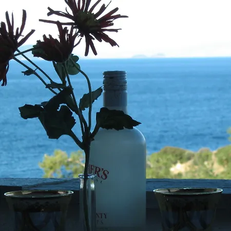 Leandros فندق 3*