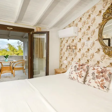 فندق Leandros نيا رودا