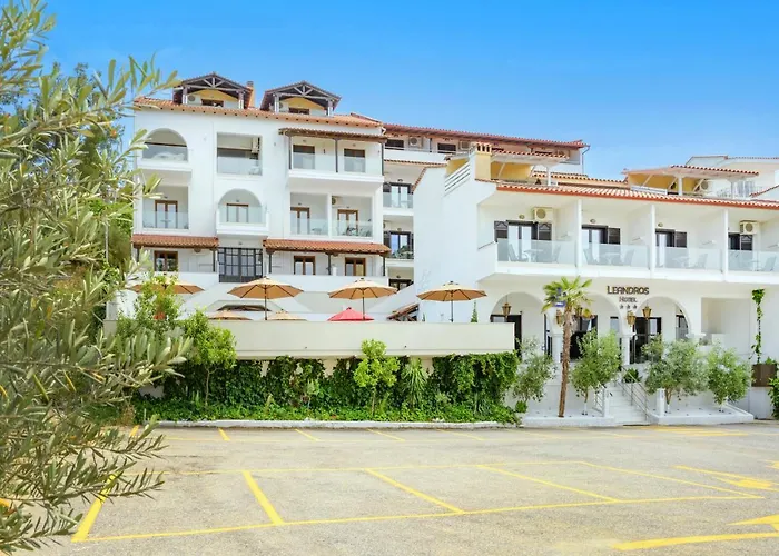 Leandros Hotel Nea Roda
